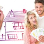 Coppia felice con casa e mutuo