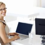 L’idea di lavorare solo quattro giorni a settimana, mantenendo uno stipendio invariato, ha suscitato interesse grazie ai risultati di una vasta ricerca internazionale