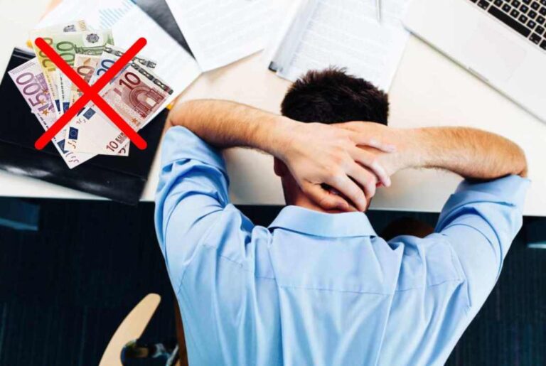 Lavoratore disperato senza soldi