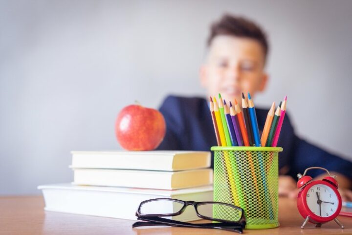Libri e materiale scolastico con carta docente