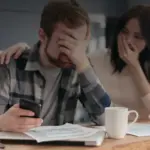 Stop allo stipendio: lavoratori in rivolta