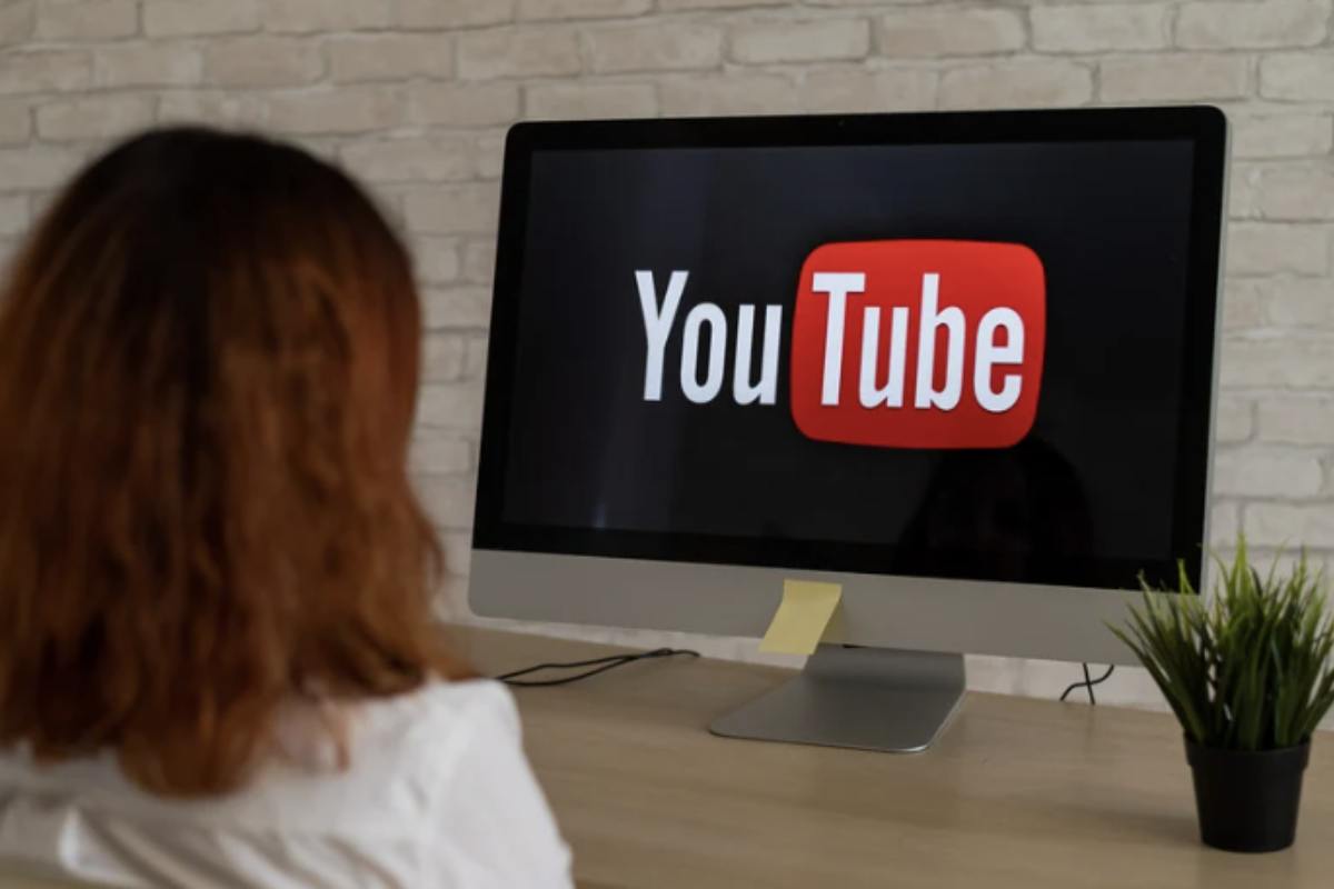 Tra questi, spicca la figura di MrBeast, al secolo James Stephen Donaldson, che ha rivoluzionato il concetto di creator