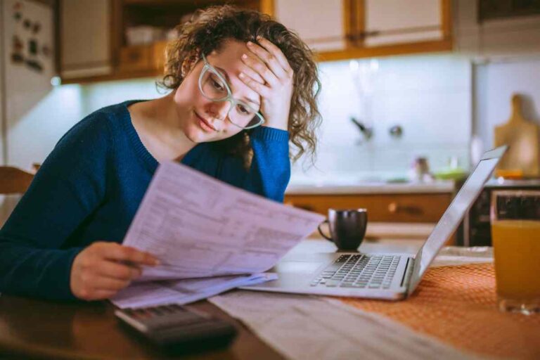 Bonus bollette, 1226 euro nel nuovo anno