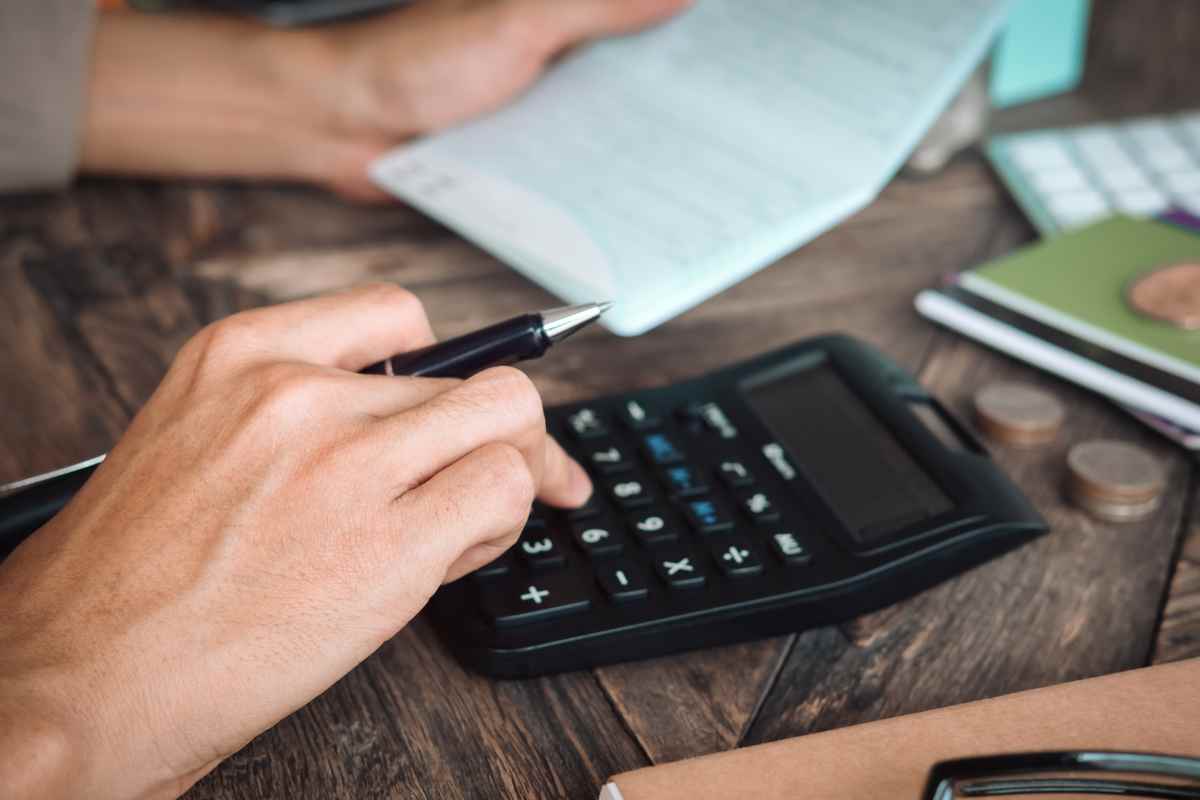 Debiti, solo così non li paghi più: la legge che ti cambia la vita per sempre, tutti i dettagli