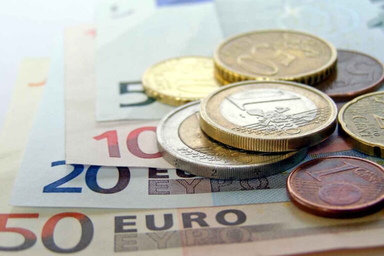 Pioggia di soldi in arrivo per loro: chi può ottenere fino a 150.000 euro per rinnovare tutto