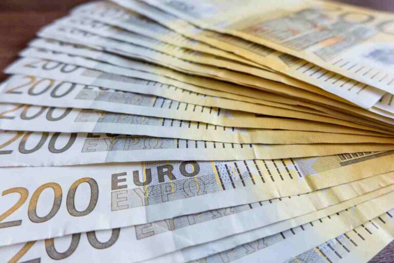 200 euro dall'inps