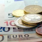 La BCE lancia l'allarme: bisogna tenere i contanti in casa per tre giorni