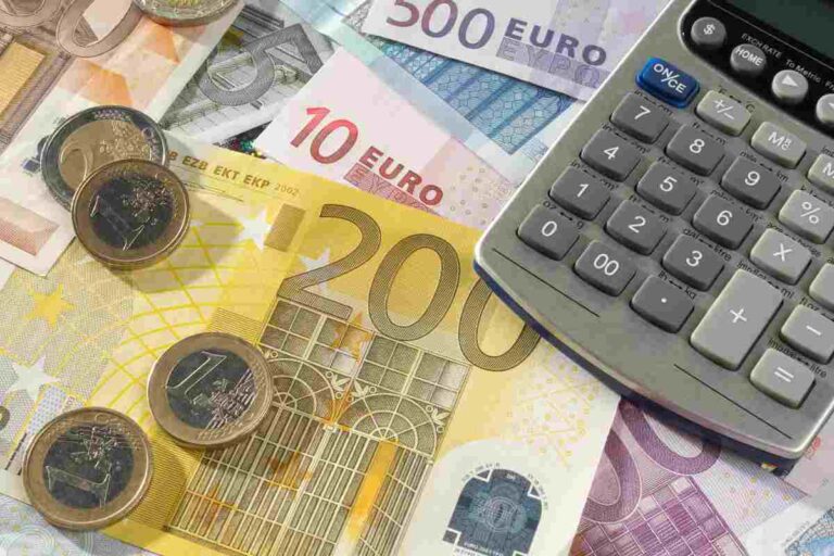 Andare in pensione prima pagando 3.600 euro ma ne vale la pena?