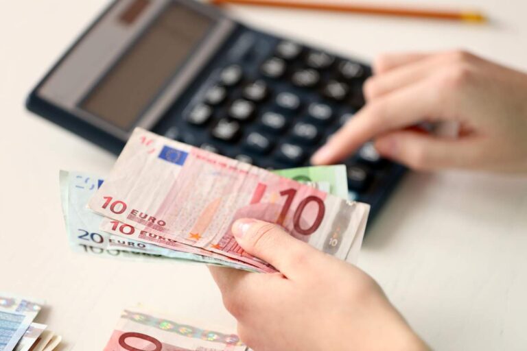 Fisco, nuova stangata sul contante