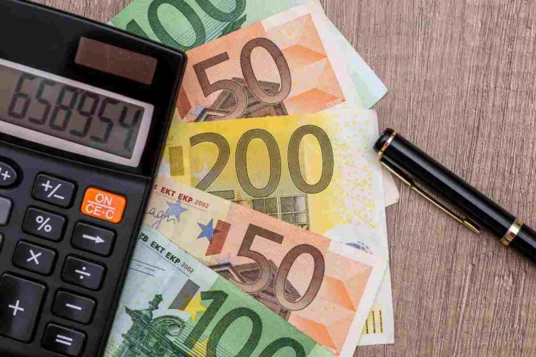 bonus fino a 200 euro: chi potrebbe riceverlo il 4 dicembre.