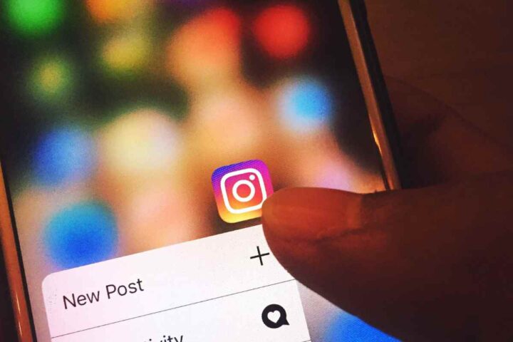 Instagram, come vedere i profili privati senza seguirli, i dettagli