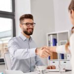 Stipendio da 6.500 euro al mese, queste aziende cercano 85.000 lavoratori, tutti i dettagli