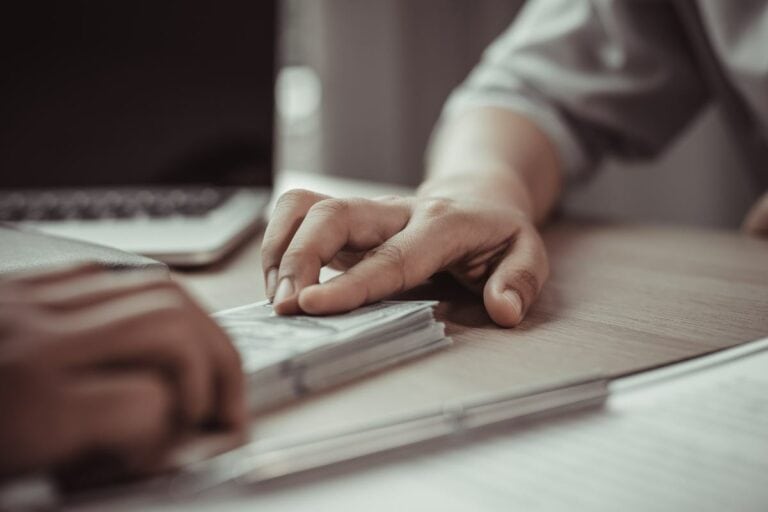 Pensione 2025; così puoi lasciare prima il lavoro