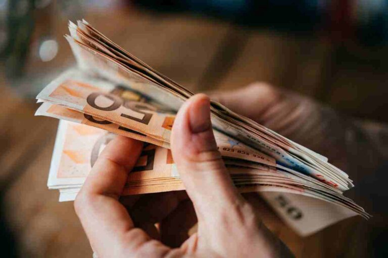 pensioni se hai superato 70 anni devi avere altri soldi
