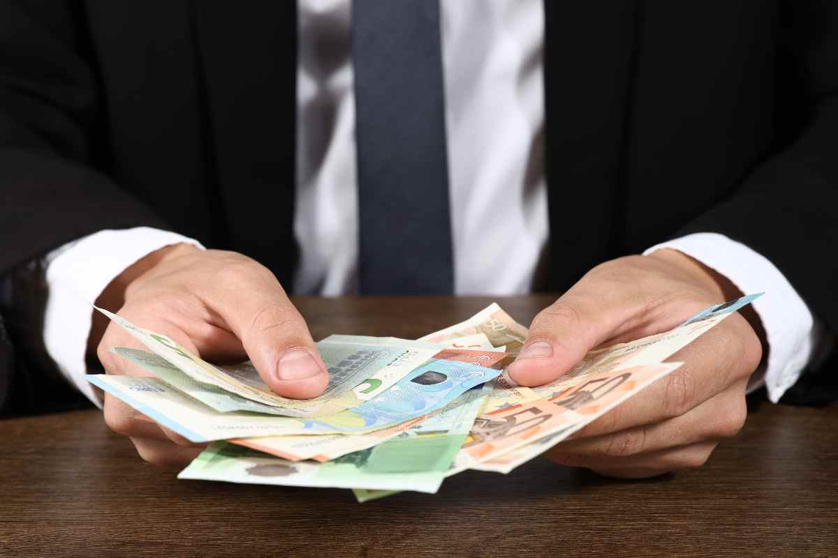 La classifica italiana degli stipendi è piena di sorprese