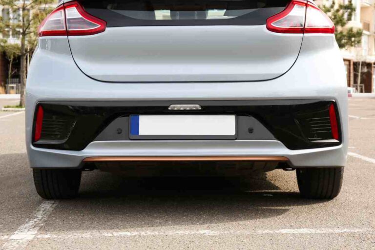 targa auto da cambiare entro questa data